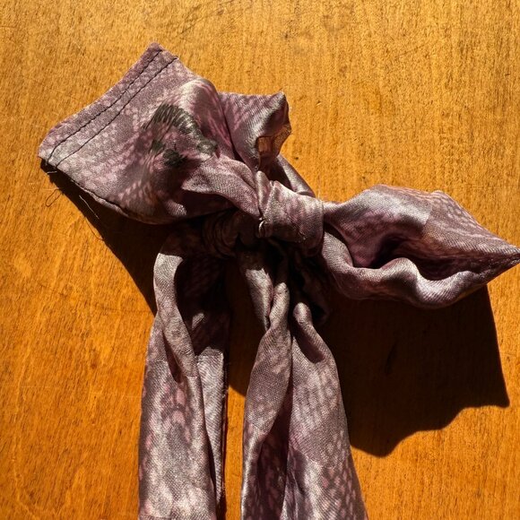 Purple Snakeskin Pattern Fabric Knotted Beaded Necklace - Picture 2 of 6